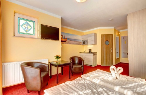 Ahlbeck House | Double room special - Aparthotel Strandhus Trivago Award Best 3-star hotel