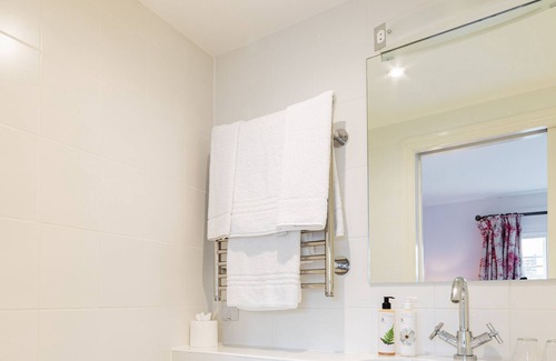 Hurstbourne Tarrant House | Double room-Standard-Ensuite with Shower