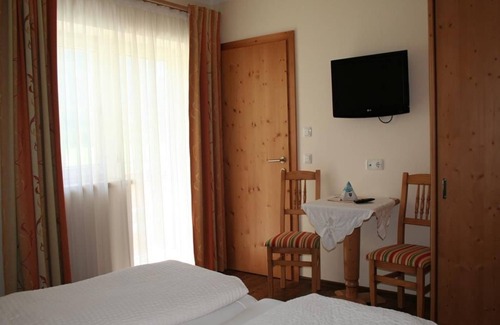 Stuhlfelden House | Double Room Vergissmeinnicht - Schweizerhaus, Hotel-Gasthof