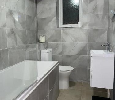 Southbourne House | Double Room with Deluxe Bathroom