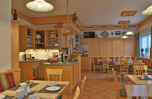 Dorfgastein Cottage | Double room with shower, WC - trombone, pension