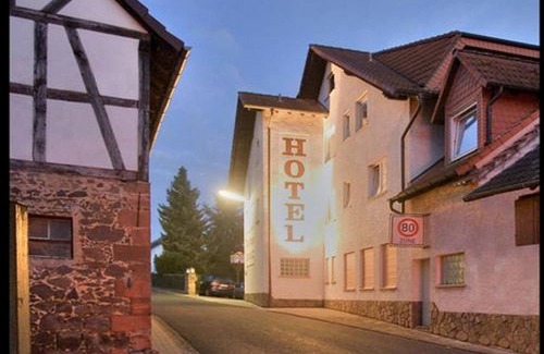 Ronneburg Apartment | Double room with shower and WC