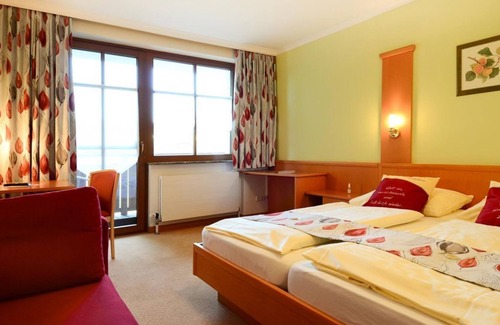 Abtenau House | Double room with shower, WC - Traunstein, Gasthaus Landhotel