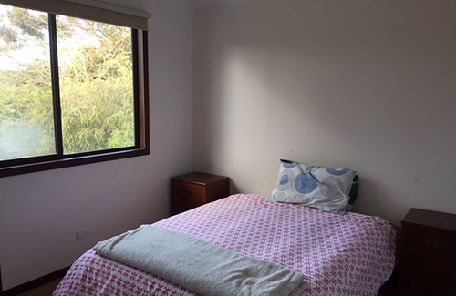 Guilderton House | Double storey Holiday Home pet friendly sleeps 10