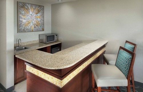 Asheville Hotel | DoubleTree by Hilton Asheville - Biltmore