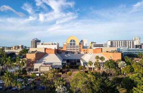 Darwin City Centre Hotel | DoubleTree by Hilton Esplanade Darwin