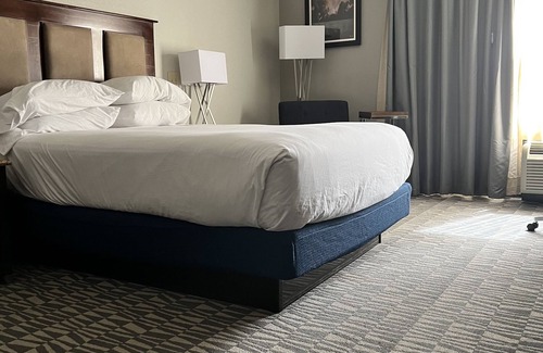 Augusta Hotel | DoubleTree by Hilton Hotel Augusta