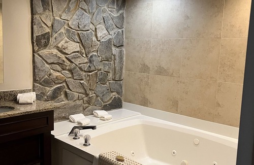 Augusta Hotel | DoubleTree by Hilton Hotel Augusta