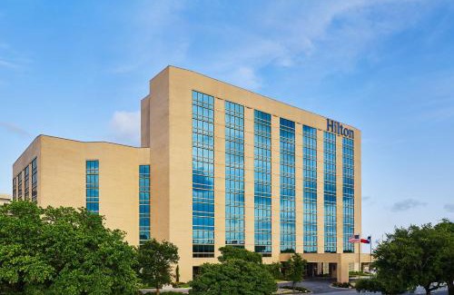 North San Antonio - SAT Hotel | DoubleTree by Hilton San Antonio Airport