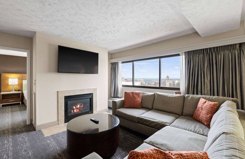 Riverside Hotel | DoubleTree by Hilton Spokane City Center