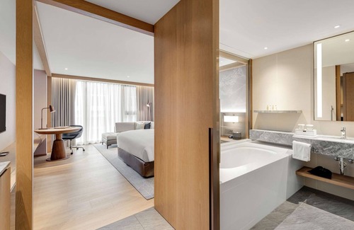 Zhongshan Hotel | DoubleTree by Hilton Taipei Zhongshan