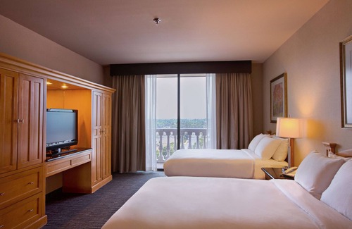 McAllen Hotel | DoubleTree Suites by Hilton Hotel McAllen