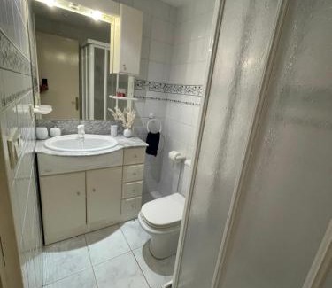 Darnius House | Douce pause