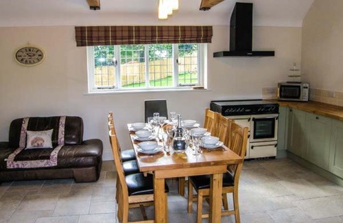 Penycae House | Douglas Cottage