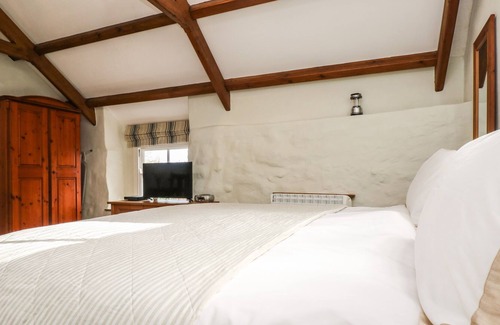 Sithney Cottage | Dovecote