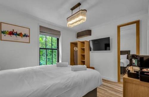 Petham Apartment | Downs View a Tranquil Space for Two Pass The Keys