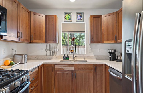South Addition House | Downtown Anchorage, Convenient 3 BR Home