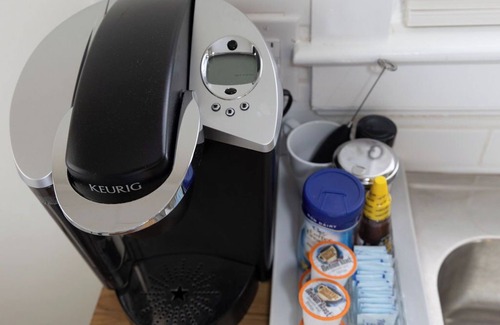 Mount Airy Apartment | Downtown Delight King Beds Comfort & the Greenway!