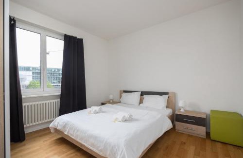 Oerlikon Apartment | Downtown Dream 3,5BR with Balcony and Style BA22