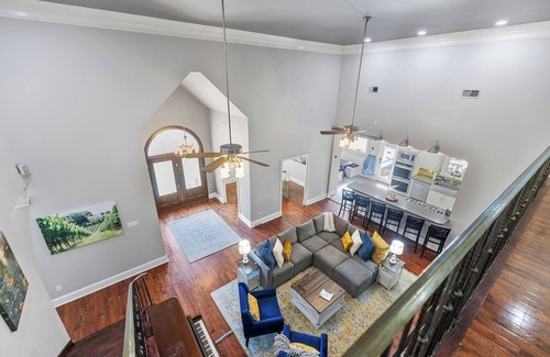 Hammond House | Downtown Estate Luxury Property close to Southeastern