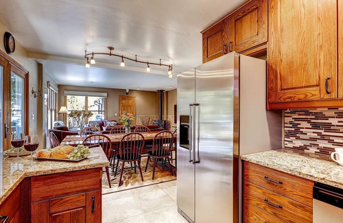 Weisshorn House | Downtown Home w/Mountain Views + Hot Tub + Ski Shuttle - Raven's Call Chalet