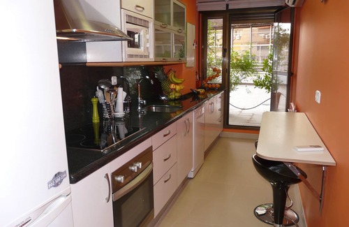 Plaza de Toros-Doctores-San Lazaro Apartment | Downtown, magnificent area, near railroad, large private terrace, free parking