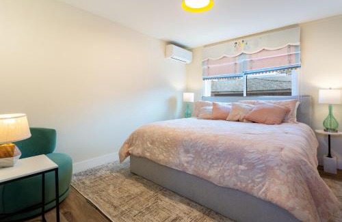 Mill Valley House | Downtown Mill Valley Modern Cozy Upstairs Apartment in Best San Francisco Bay Area