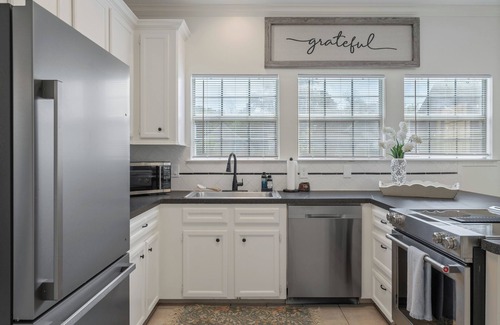 Montgomery House | Downtown Montgomery Gem- 4 Large Bedrooms and Full of Amenities