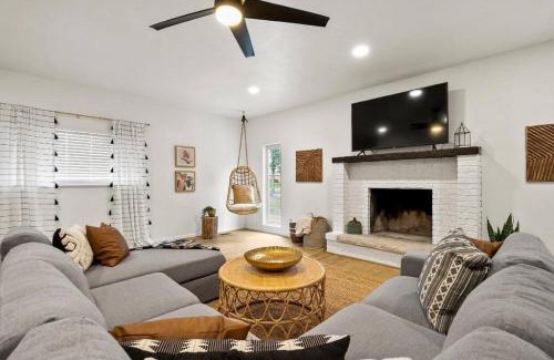 Monument House | Downtown Monument, Family Friendly, Remodel