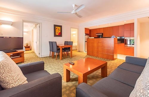 District 3 Apartment | Downtown Retro Serviced Apartment