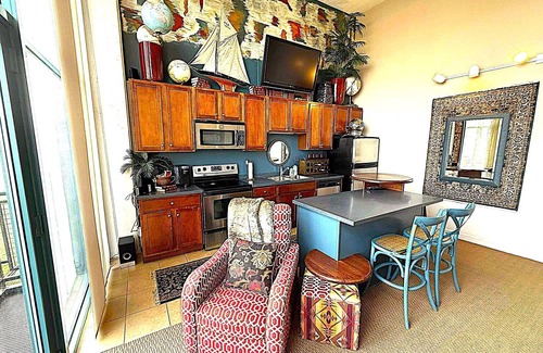Sandusky Condo | Downtown Waterfront Condo-2Bdr/2Bth