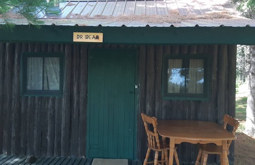 Blackville Cottage | Dr Idear cabin . Water front . Private island