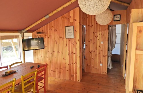 Lanterna Other | Drago Tours LODGE TENT Joy Safari, Lanterna