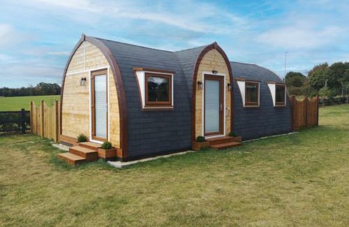 Thurton Hotel | Dragons Den