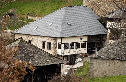 Villacibran Apartment | Dream getaway in the Muniellos Biosphere Reserve