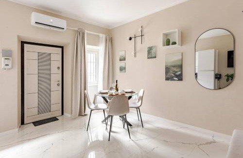 Gozzano Apartment | Dream house in center!
