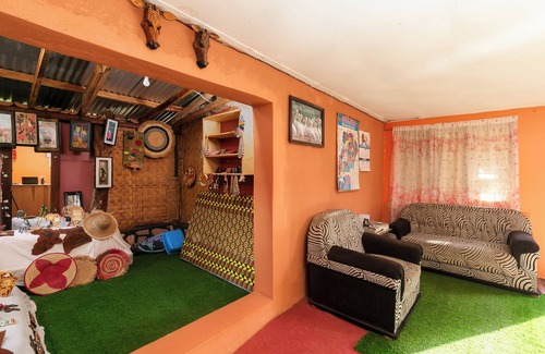 Entebbe Bed & Breakfast | DREAM JET COTTAGES