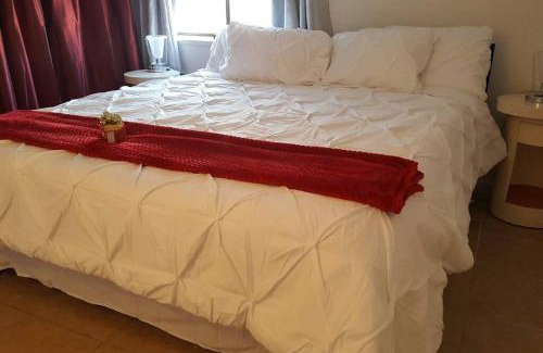 Las Vegas Apartment | Dream King Bed-2BD-12 min to Strip