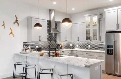 Carolyn Estates House | Dream Weaver On Cedar Creek Lake ⚓️