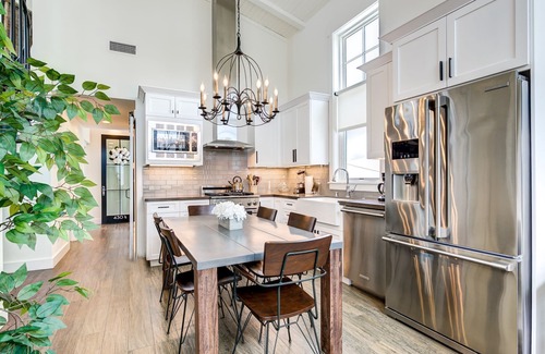 Corona del Mar Condo | *Dreamers Landing!*Luxury in Corona Del Mar*Park & Beach*Ocean Side of PCH*