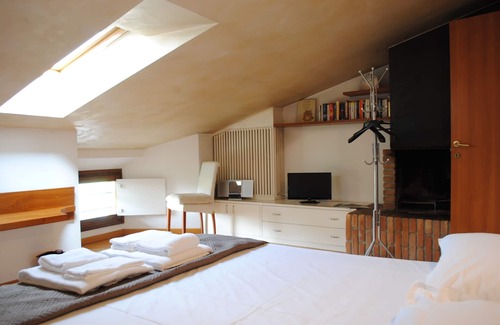 Verona City Centre House | Dreaming Arena Rooms