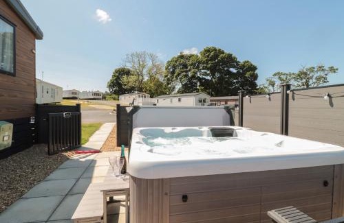 Morpeth House | Dreams & Streams