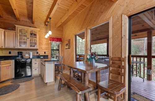 Pittman Center House | Dreams & Streams