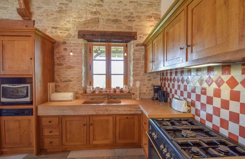 Saint-Medard-d'Excideuil Villa | Dreamscape: Rustic Elegance