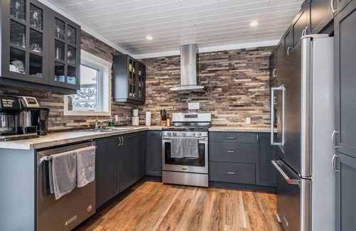 Lion's Head Cottage | Dreamy Georgian Bay Getaway