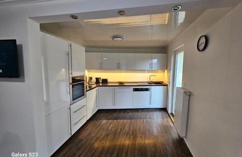 Ehrenbreitstein Apartment | Drei Zimmer Wohnung E-Stein