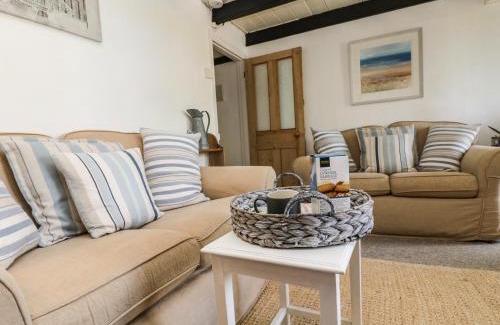 Saint Erth Praze House | Driftwood Cottage