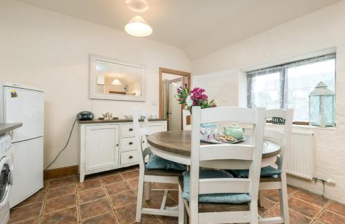 St Brides House | Drovers Cottage