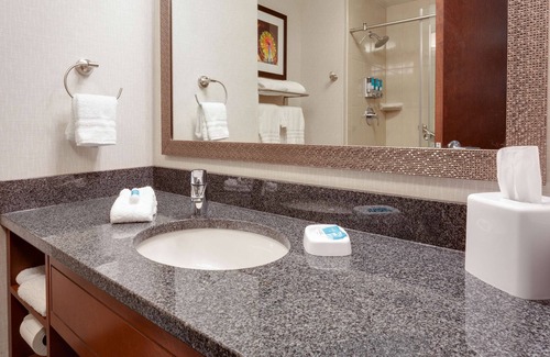 Columbia Hotel | Drury Plaza Hotel Columbia East