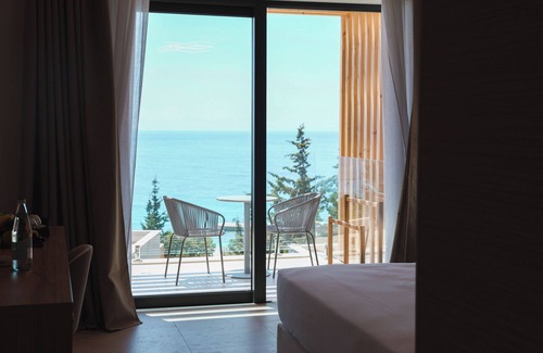 Dhermi Hotel | Drymades Inn Resort